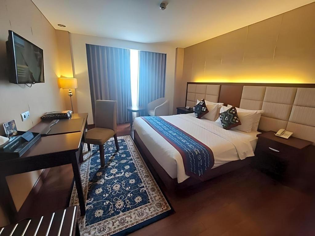 Grand Qin Hotel Banjarbaru Exterior foto